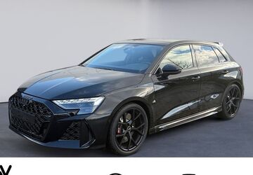 Audi RS3 2.500 km 71.900 &euro; Magdeburg 39116
