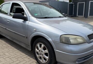 Opel Astra 179.000 km 1.290 &euro; Magdeburg 39112