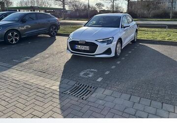 Audi A3 9.900 km 31.990 &euro; Magdeburg 39126