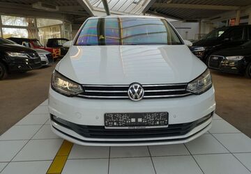 VW Touran 495.600 km 5.999 &euro; Magdeburg 39130