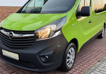Opel Vivaro 122.086 km 16.999 &euro; Schönebeck/Elbe 39218