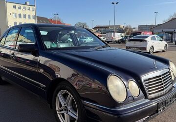 Mercedes-Benz E 280 380.000 km 1.699 &euro; Magdeburg 39112