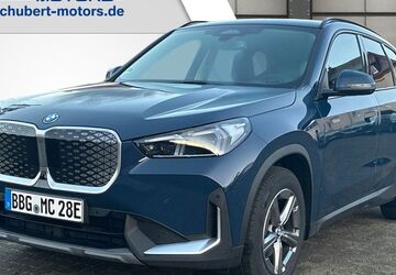 BMW iX1 2.980 km 44.690 &euro; Oschersleben 39387