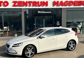 Volvo V40 124.387 km 15.750 &euro; Magdeburg 39112