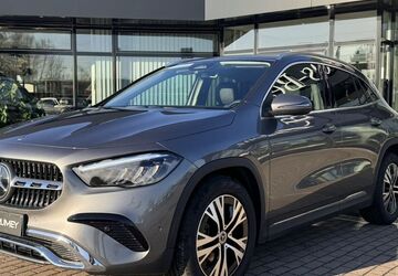 Mercedes-Benz GLA 180 12.980 km 36.880 &euro; Magdeburg 39120