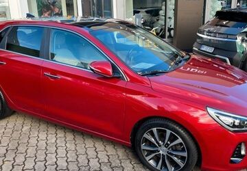 Hyundai i30 102.300 km 14.125 &euro; Magdeburg 39116