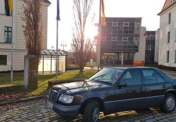 Mercedes-Benz 220 119.891 km 17.200 &euro; Magdeburg 39114