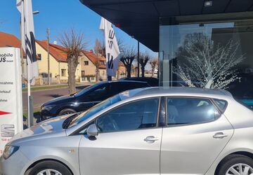 Seat Ibiza 30.180 km 7.490 &euro; Barleben 39179