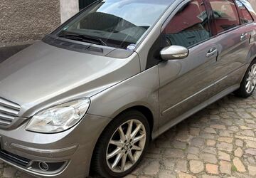 Mercedes-Benz B 200 218.159 km 2.800 &euro; Magdeburg 39104