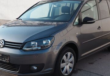 VW Touran 141.397 km 8.790 &euro; Magdeburg 39128