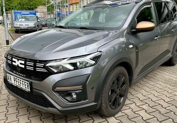 Dacia Jogger 8.236 km 18.999 &euro; Magdeburg 39130