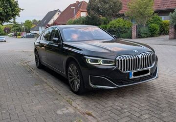 BMW 750 94.141 km 44.600 &euro; Magdeburg 39104