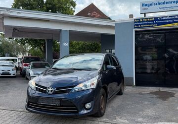 Toyota Verso 295.745 km 4.999 &euro; Magdeburg 39118