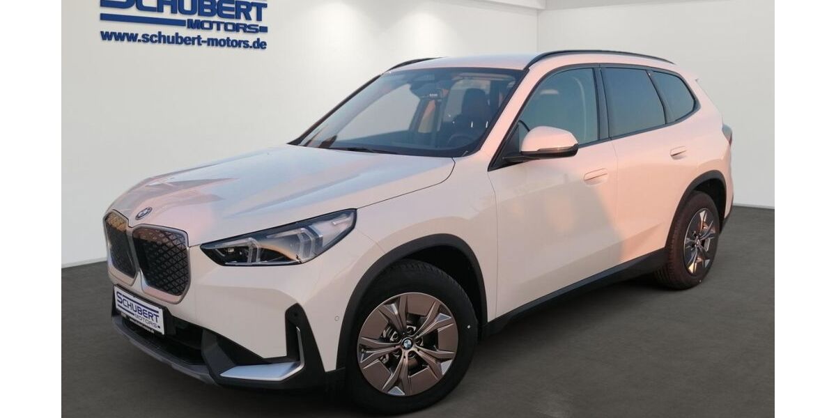 BMW iX1 4.042 km 41.490 &euro; Magdeburg 39108