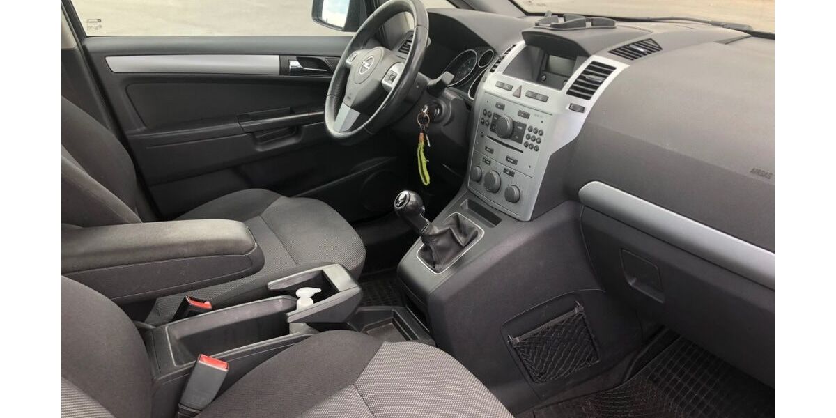 Opel Zafira 146.000 km 3.700 &euro; Magdeburg 39124