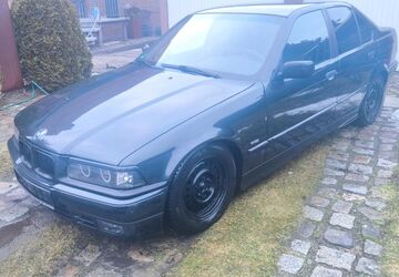 BMW 320 237.604 km 4.900 &euro; Samswegen 39326