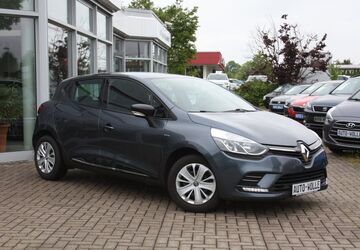 Renault Clio 64.550 km 8.450 &euro; Magdeburg 39120