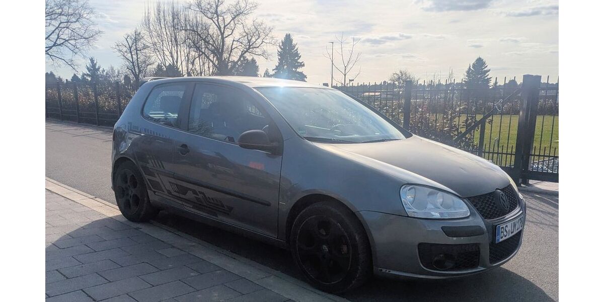 VW Golf 204.500 km 2.900 &euro; Neuenhofe 39345