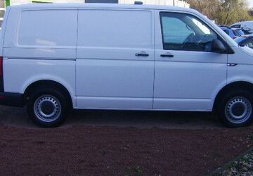 VW T6 Transporter 283.410 km 10.999 &euro; Schönebeck 39218