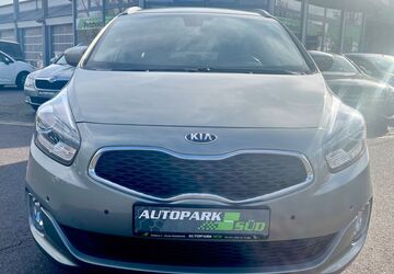 Kia Carens 156.000 km 7.590 &euro; Magdeburg 39120