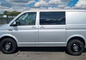 VW T6 Transporter 151.000 km 18.499 &euro; Gerwisch 39175