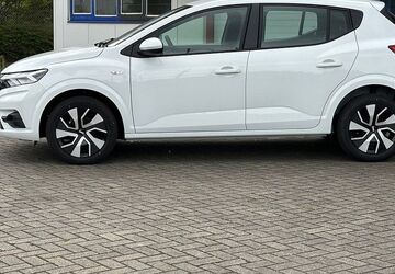 Dacia Sandero 1.501 km 15.450 &euro; Irxleben bei Magdeburg 39167