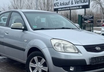 Kia Rio 277.000 km 800 &euro; Magdeburg 39118