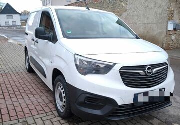 Opel Combo 67.000 km 10.700 &euro; Borne 39435