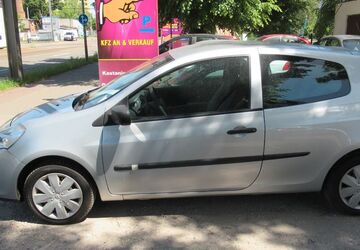 Renault Clio 188.000 km 2.999 &euro; Magdeburg 39124