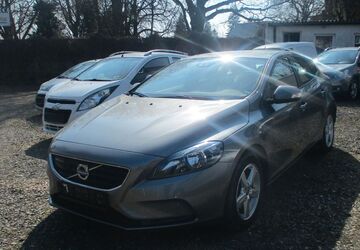 Volvo V40 122.800 km 12.290 &euro; Magdeburg 39122