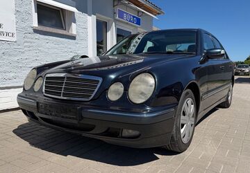 Mercedes-Benz E 200 255.000 km 2.800 &euro; Burg 39288