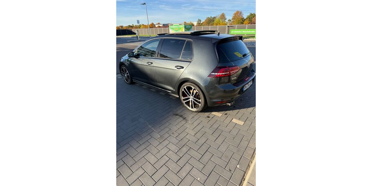 VW Golf 212.000 km 11.900 &euro; Magdeburg 39128
