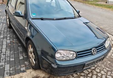 VW Golf 295.527 km 999 &euro; Barleben 39179
