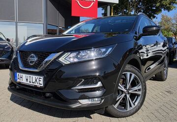 Nissan Qashqai 63.577 km 16.990 &euro; Magdeburg 39120